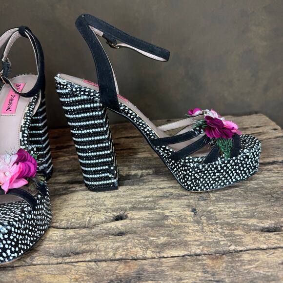 Betsey Johnson Marlo Platform Heels Women’s 7.5 Black Rhinestone Floral - Picture 8 of 14